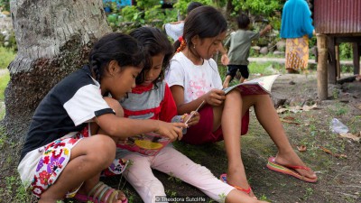 young girls reading