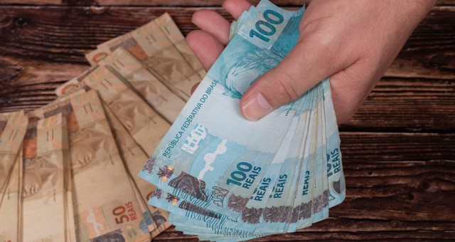 Como Ganhar Dinheiro em Casa: 15 Ideias Lucrativas e Criativas Como Ganhar Dinheiro em Casa: 15 Ideias Lucrativas e Criativas