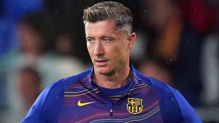 Robert Lewandowski reportedly sets a clear objective at Barcelona as his contract renewal takes center stage