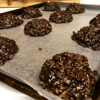 No-Bake Chocolate Oatmeal Cookies