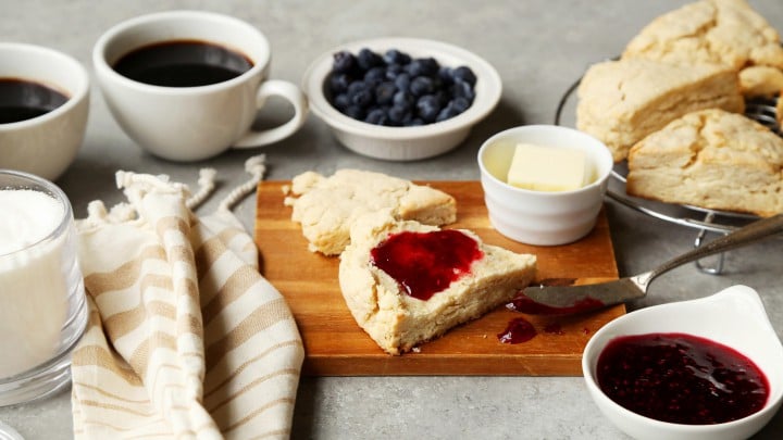 Simple Sweet Scones