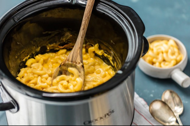 Crock Pot Macaroni & Cheese