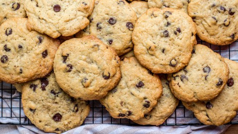 Thick, Soft, and Chewy Chocolate Chip Cookies