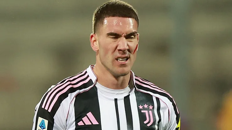 Dusan Vlahovic reportedly rejects Juventus’ €6M contract renewal offer, edging closer to Barcelona or Bayern move