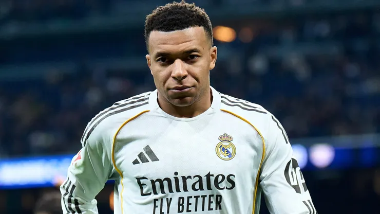 Kylian Mbappe knee injury at Real Madrid reportedly sparks concern for France before 2026 World Cup