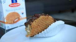 Make Yourself a Stroopwafel âChoco Tacoâ