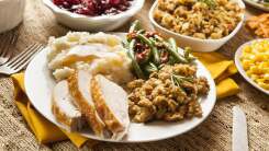 How to Substitute Your Dried Thanksgiving Herbs for Fresh Ones