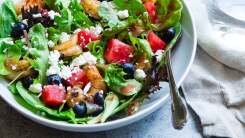 Why Olive Oil Isn't Always the Best Oil for Vinaigrette