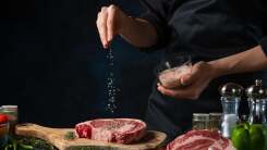 The Best Method to Evenly Season Your Meat