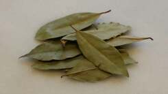 Do Bay Leaves Even Do Anything?