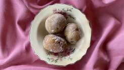 These Salt-Crusted Potatoes Are a Salt Fiend's Dream