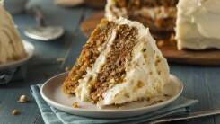 The Easiest Way to Keep Your Cake From Drying Out