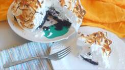 Make a Mini Baked Alaska With Klondike Bars