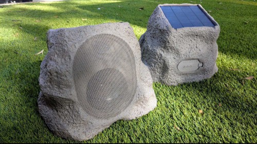 Front and back view of the Victrola Rock Speaker Connect