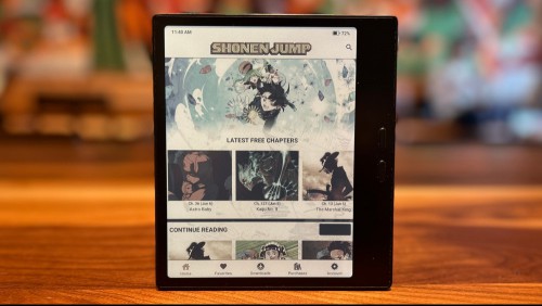 The Shonen Jump app open on the Go Color 7