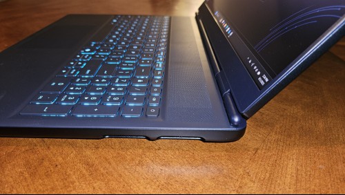 Alienware Aurora 16X from side