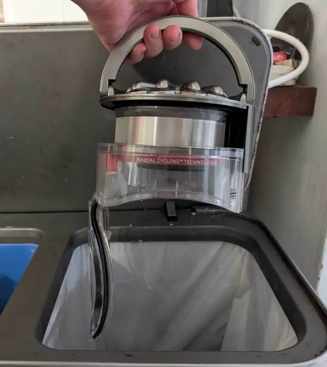 Dyson's self emptying procedure