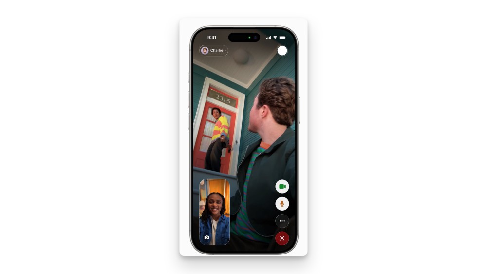 Screenshots from the Apple annopuncement showing changes to the FaceTime app