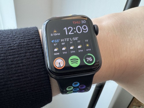Apple Watch SE worn on a wrist