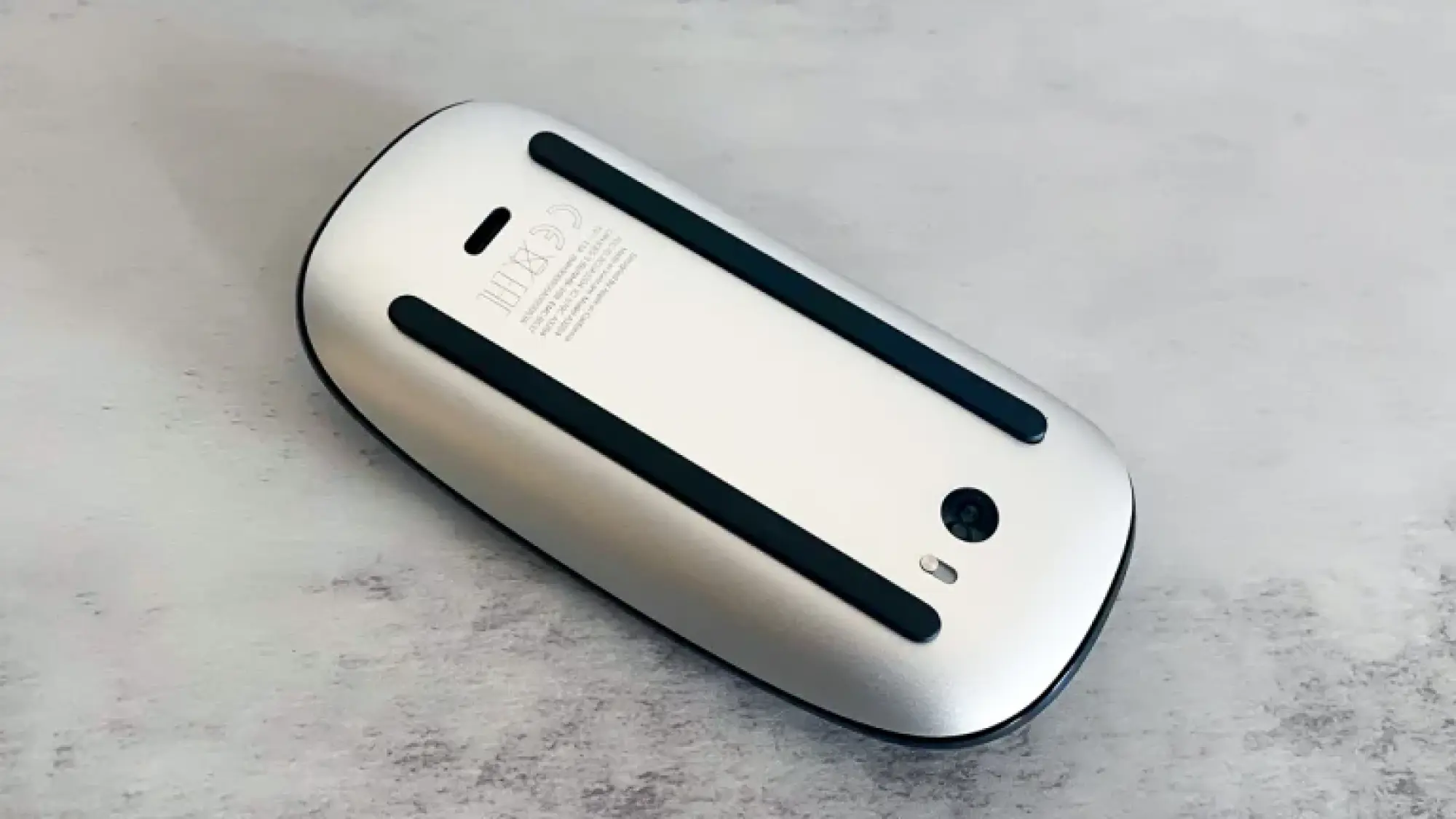 Magic Mouse charging port