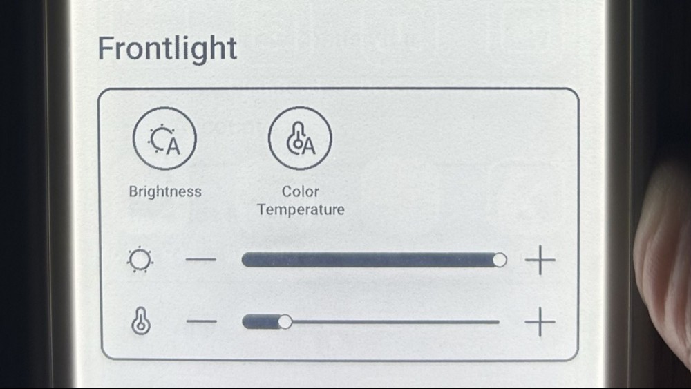 Photo of the Palma's front light menu