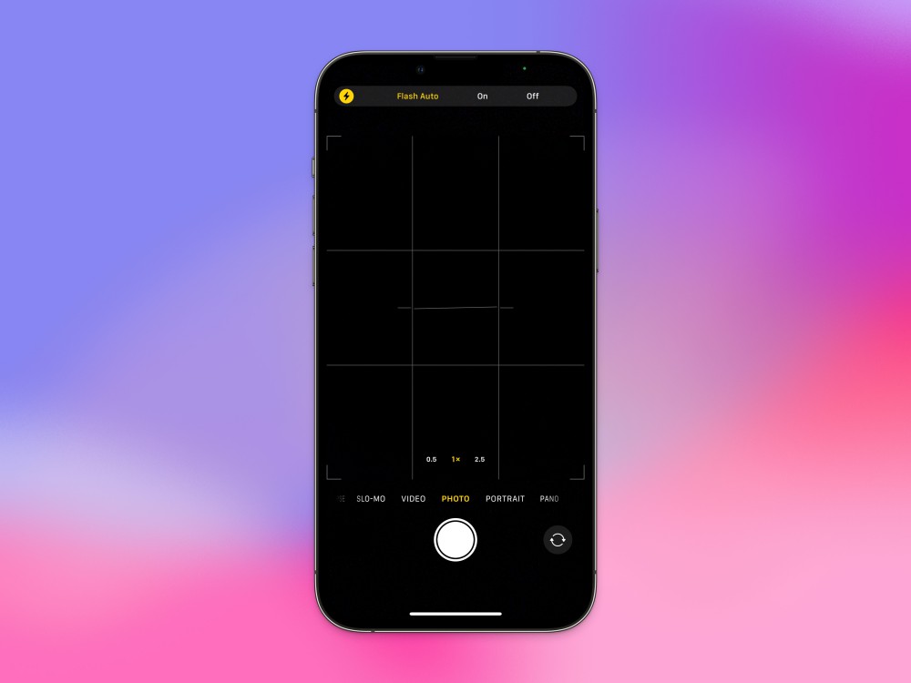 Adjusting camera flash modes in iOS 18.