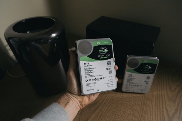 How to verify Seagate hard drives running hours after used-sold-as-new scandal