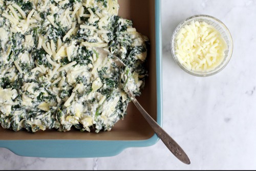 Copycat Applebee's Hot Artichoke and Spinach Dip