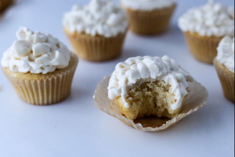 Kittencal's Easy One-Bowl Vanilla Cupcakes