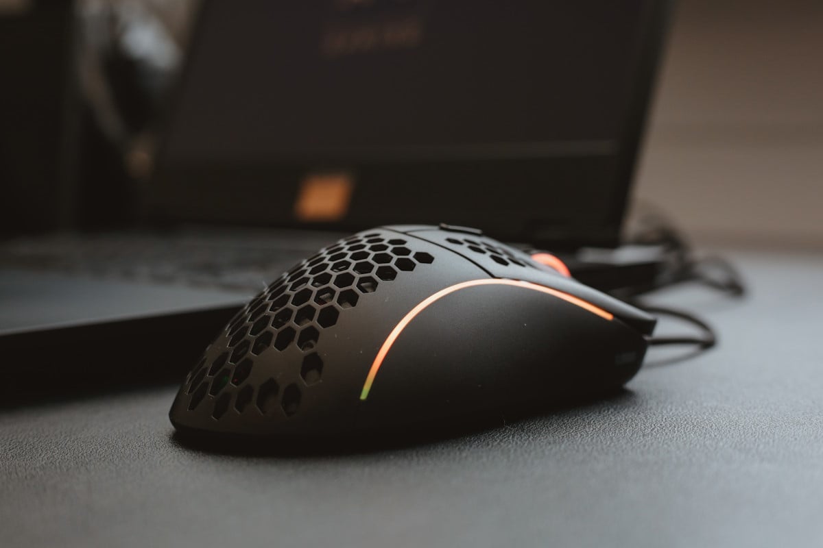 Lan Mouse: open source cross-platform mouse and keyboard sharing software