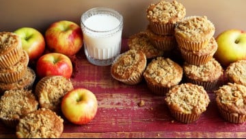 The Best Apple Pie Muffins Ever