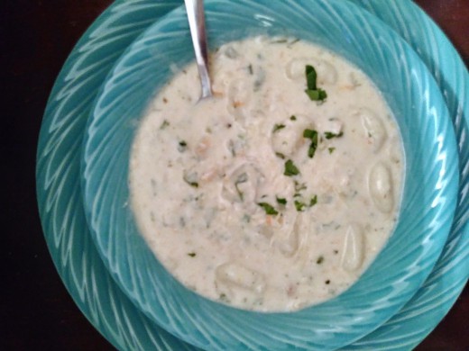 Olive Garden Style Chicken and Gnocchi Soup