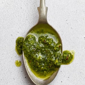 Εύκολο Pesto Βασιλικού