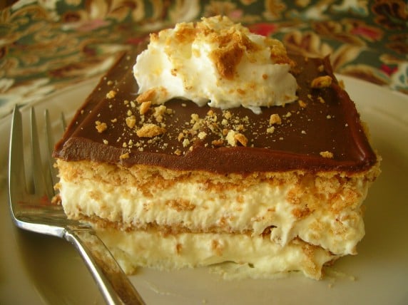 Chocolate Eclair Dessert