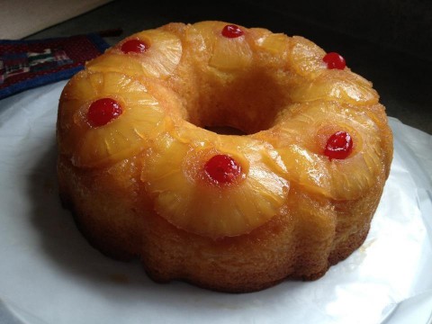 Easy Pineapple Upside-Down Cake