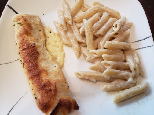 Creamy Garlic Penne Pasta