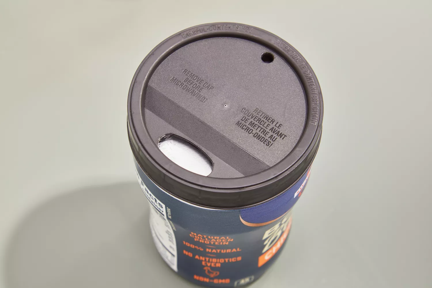 The top view of a can of Swanson Sipping Chicken Bone Broth