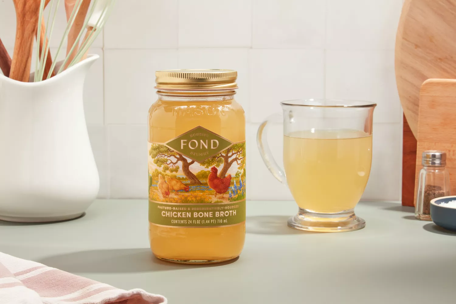 A jar of FOND Certified Organic Chicken Bone Broth