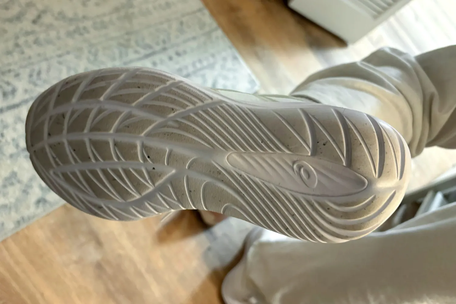 The treads on the Asics Women's Gel-Cumulus 27 Running Shoes