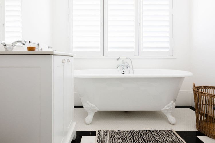 painted bathroom walls