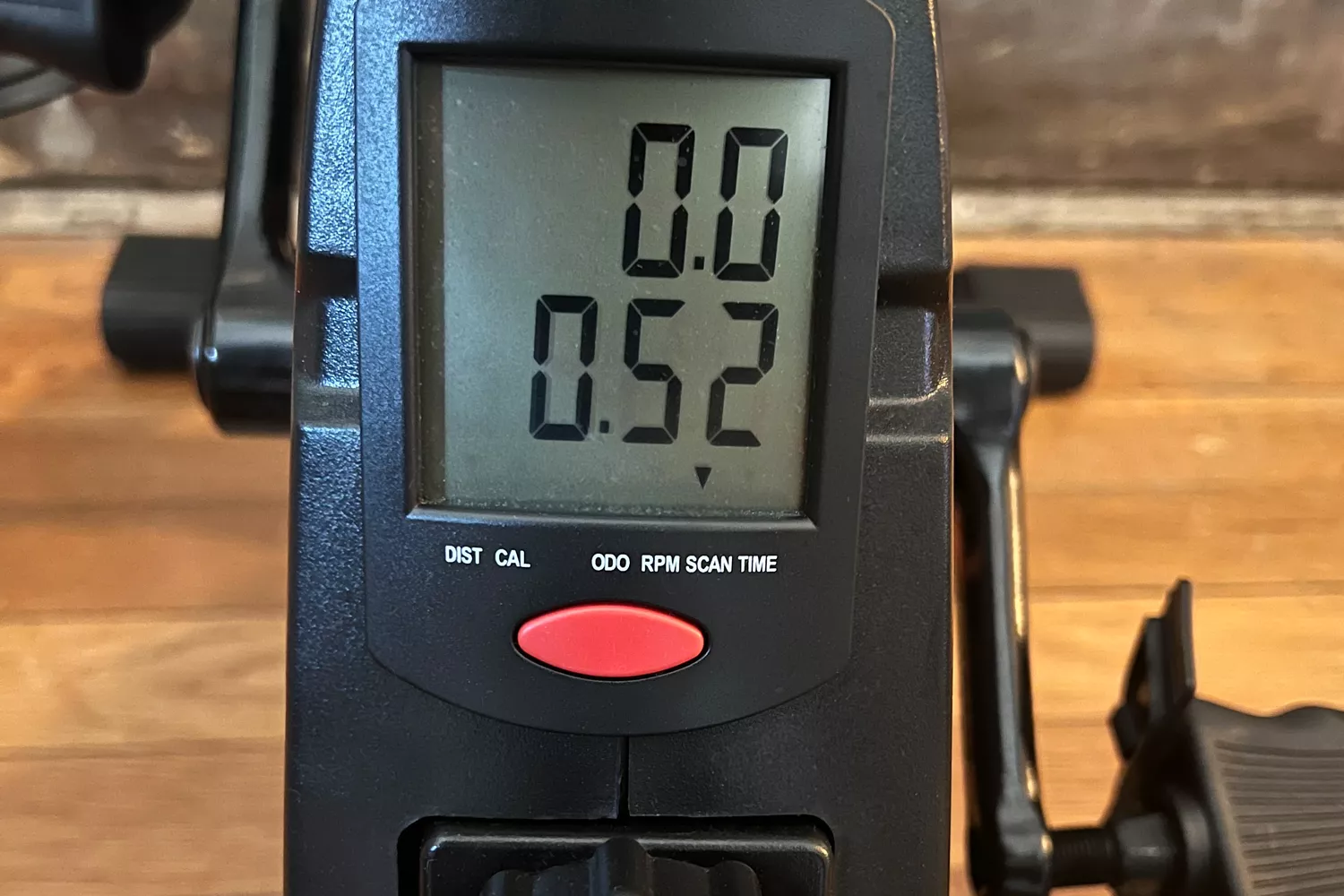 Close-up of YOSUDA Indoor Cycling Bike LCD monitor
