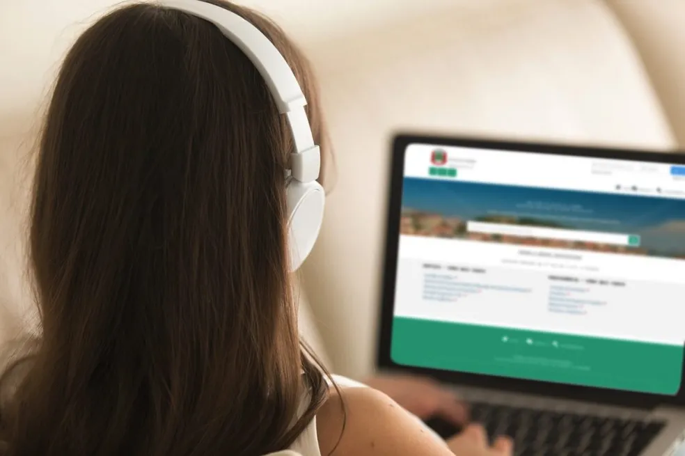 Educação Conectada: O Impacto da IoT nas Escolas e Universidades Educação Conectada: O Impacto da IoT nas Escolas e Universidades