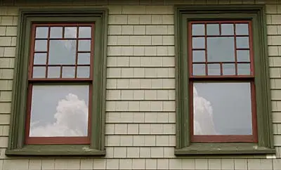 Red and green multi-pane windows 