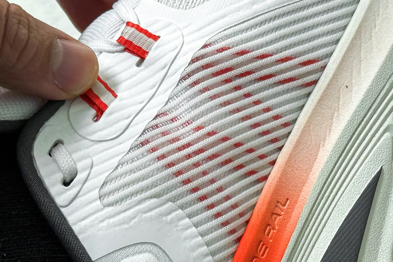 Close-up details of the Altra Men's Paradigm 7 Sneaker