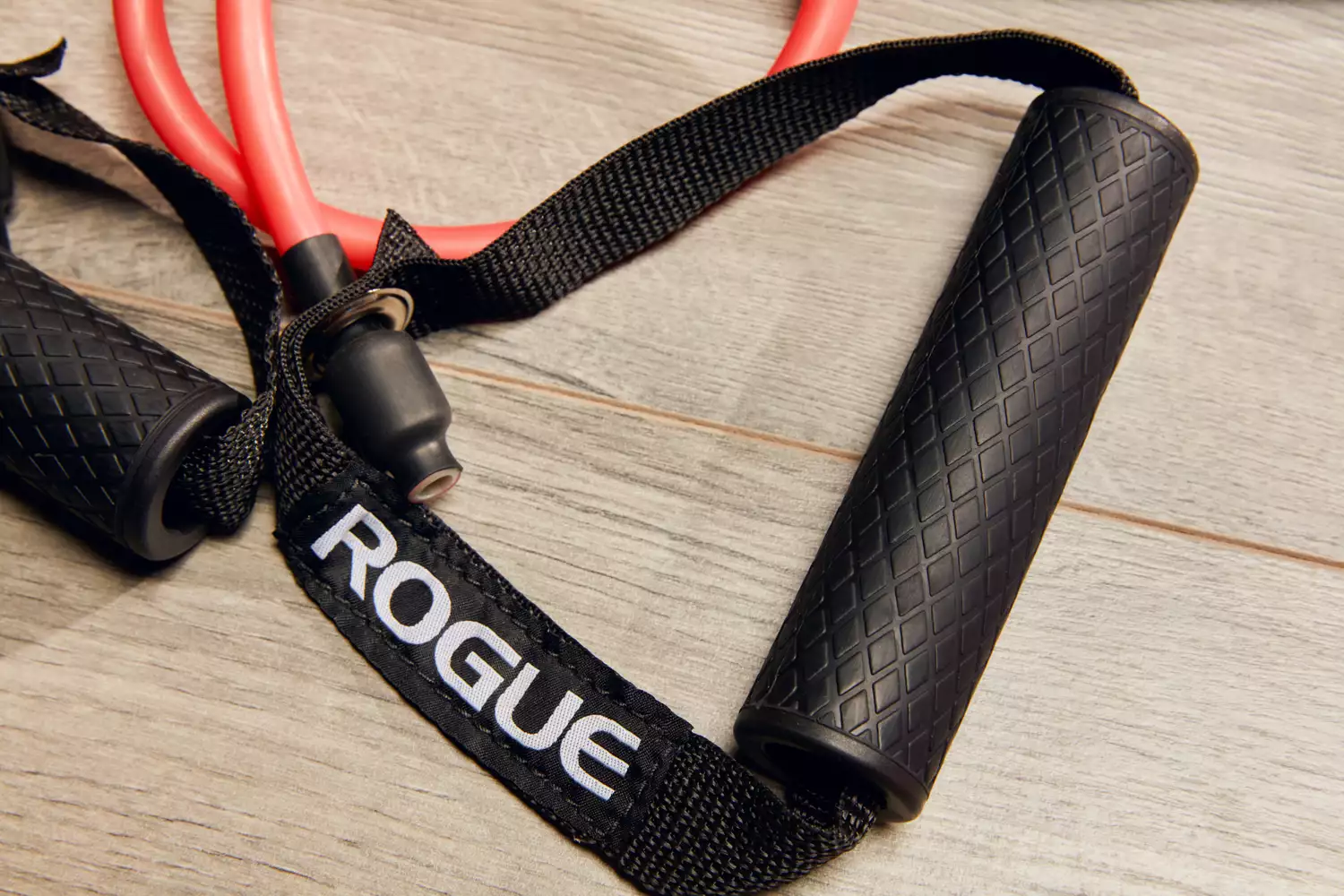 Closeup of the Rogue Tube Bands handle