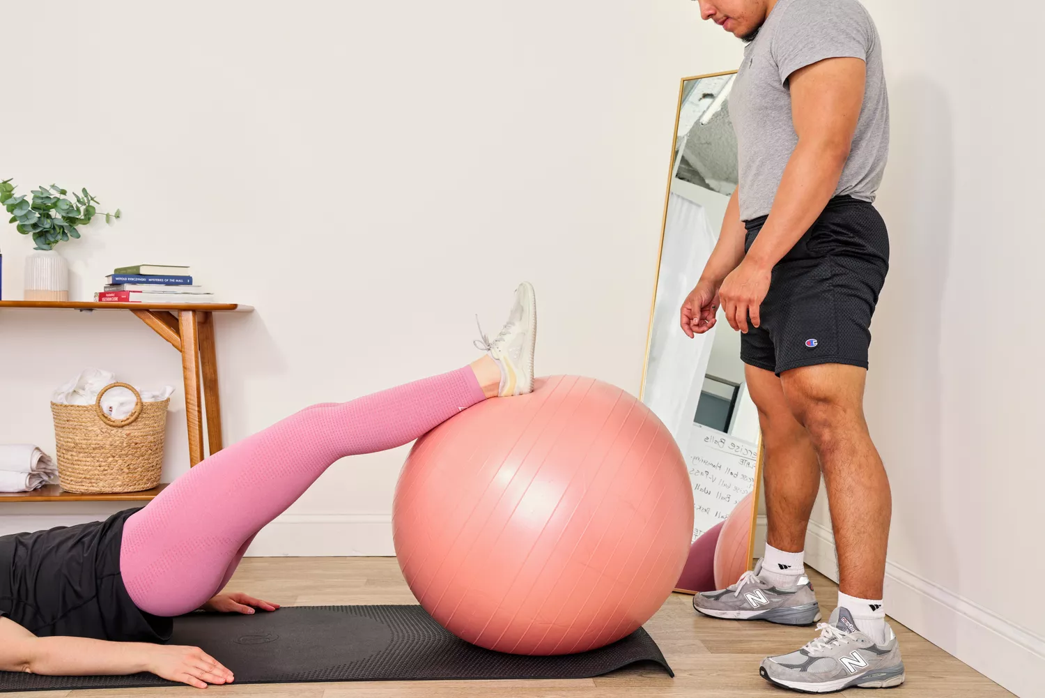A person uses the Retrospec Luna Exercise Ball to exercise