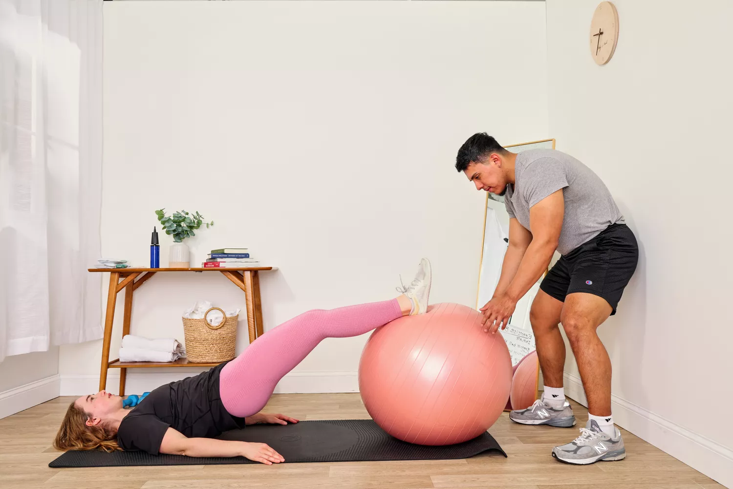 A person exercises using the Retrospec Luna Exercise Ball