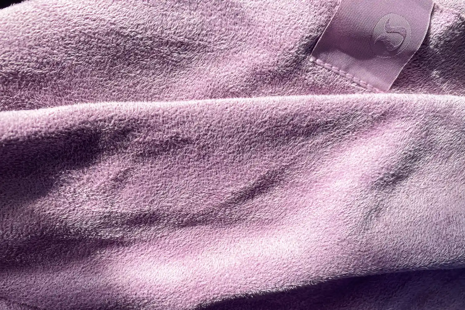 The texture of fabric on the lululemon The (Small) Towel