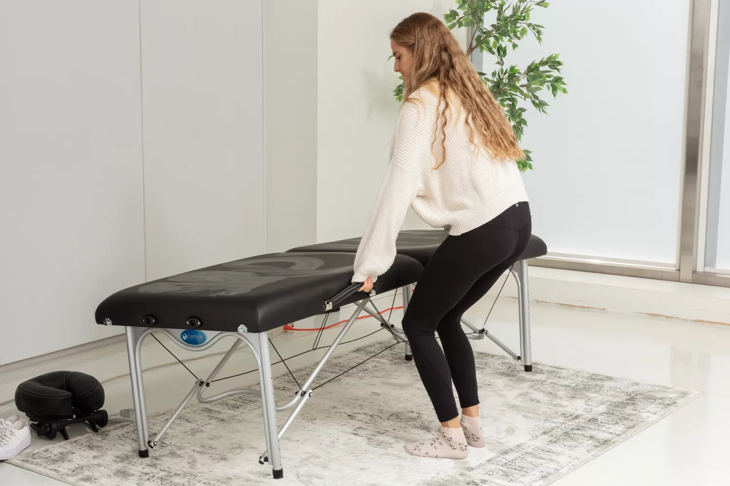 Earthlite Portable Massage Table Luna 