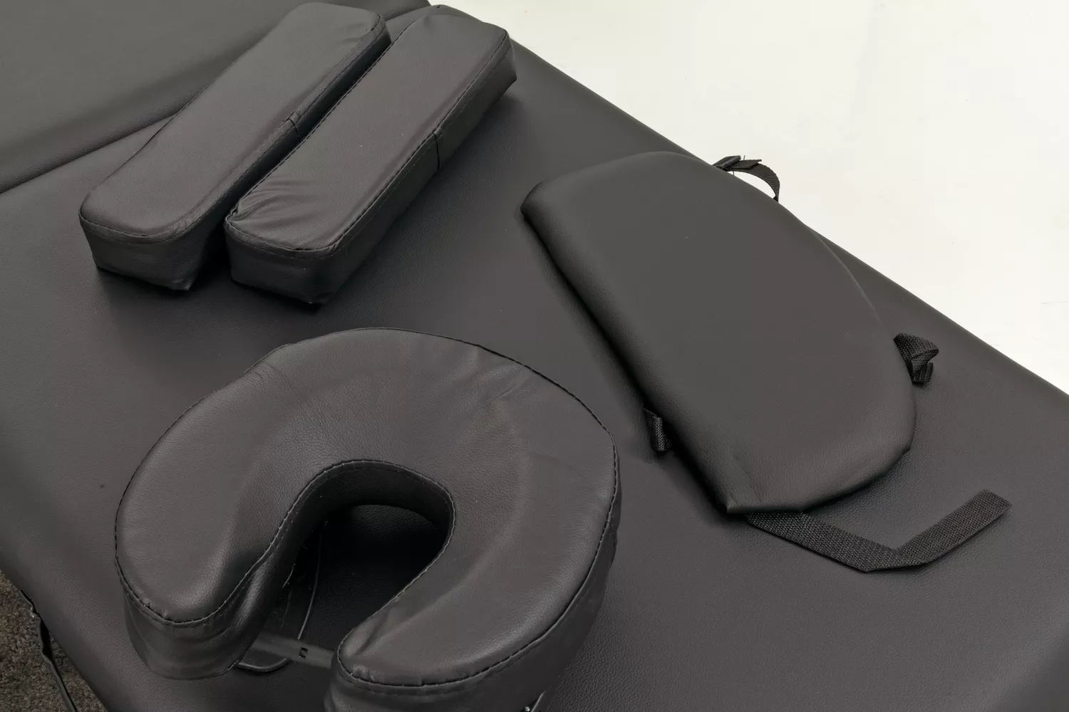 Smilemart 2 Fold Portable Massage Table 